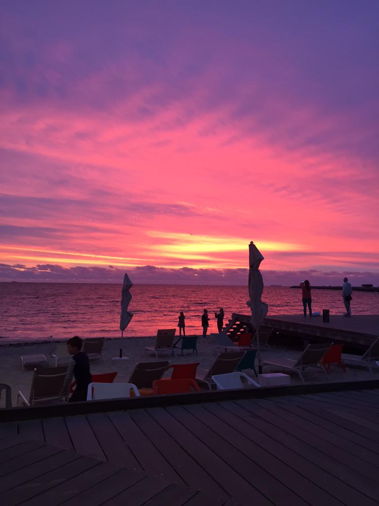 WestAustralia's tweet photo. RT @Bonjourcamellia: Last night this stunning sunset appeared out of nowhere. I love where I live. @CityofFremantle http://t.co/HyK2tZ4U2j