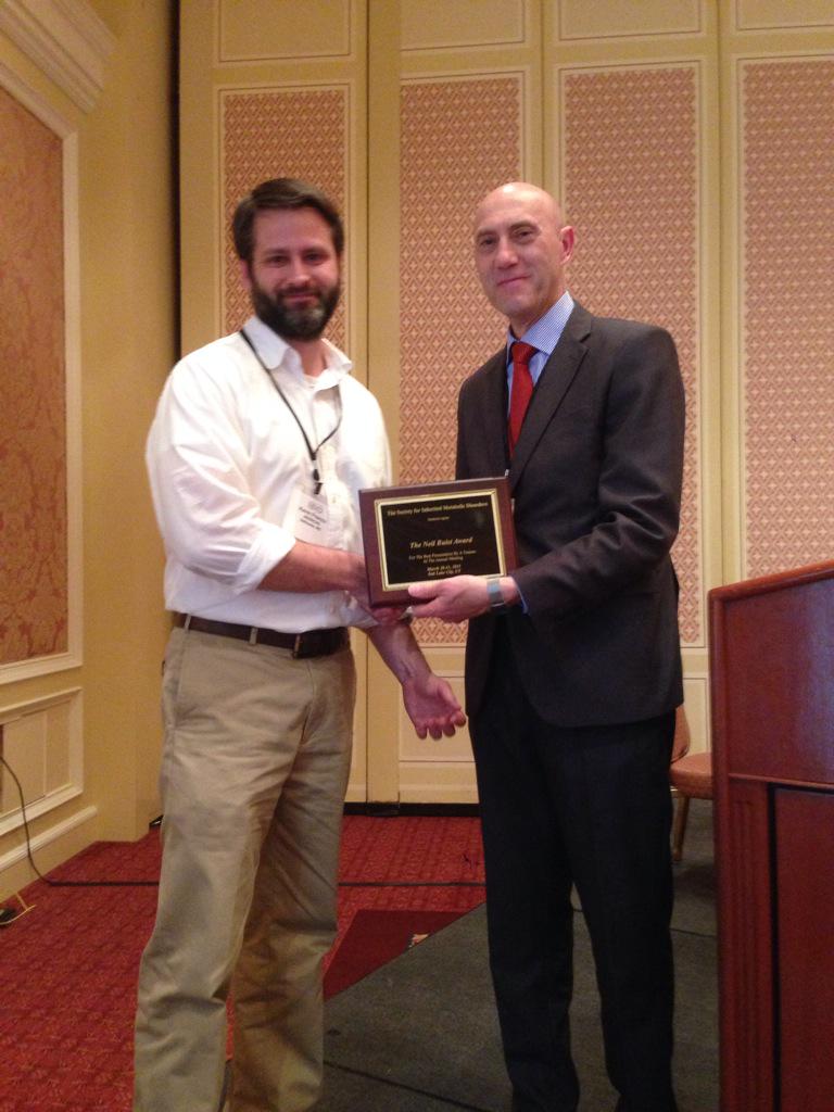 SEMCWRU's tweet photo. Kevin Francis accepts the 2015 Founder's Award for best trainee presentation at the meeting. Congratulation! #simd15 http://t.co/mIXWjvXniz