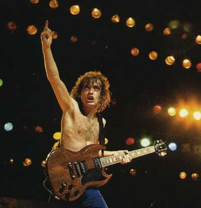 PkrbkrNelson's tweet photo. #HappyBirthdayAngusYoung #ACDC @acdc \m/ http://t.co/DJNN2ONVb0