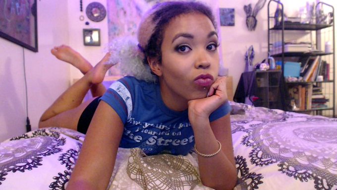 running late but I'm feeling bratty so idgaf http://t.co/x9uIEMmnIO<a href="/tag/leggings"class="tags"><span>#leggings</span></a><a href="/tag/ass"class="tags"><span>#ass</span></a>