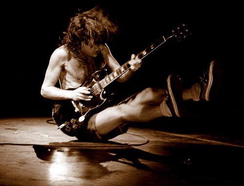 HAPPY FUCKING BDAY ANGUS YOUNG!!!! 