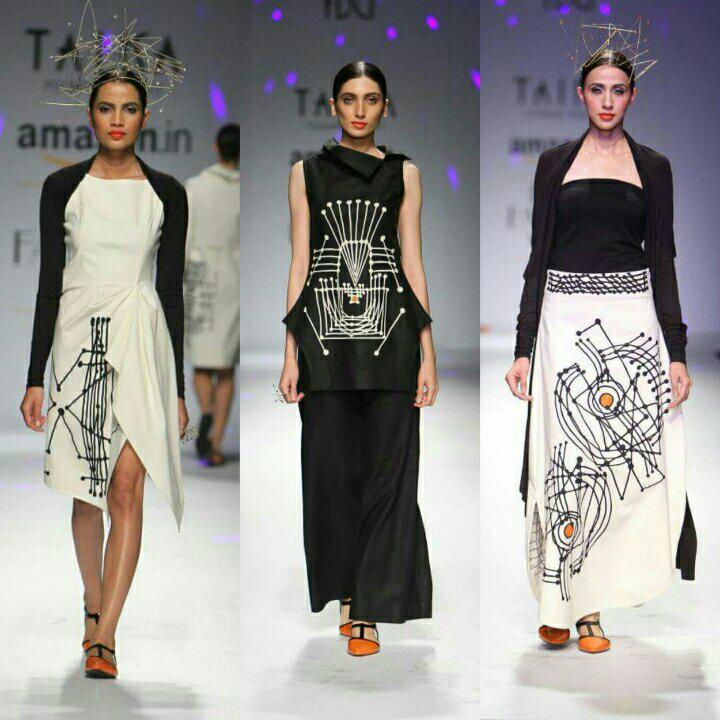 Rayhanluv's tweet photo. #aifwrewind Geometrical graphic prints by @Taikabypoonambhagat #aifw15
#AIFW2015 #poonambhagat @aifw_official http://t.co/CBNVvQApQo