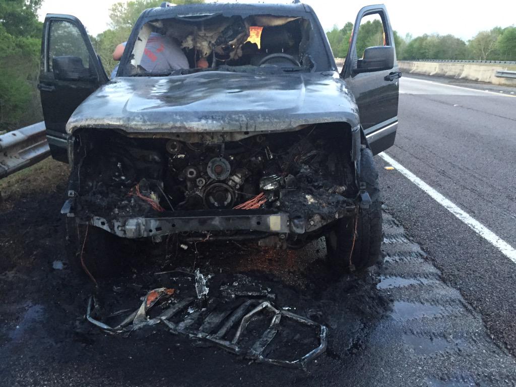 Bre’s exploding jeep xyzeeeblogs