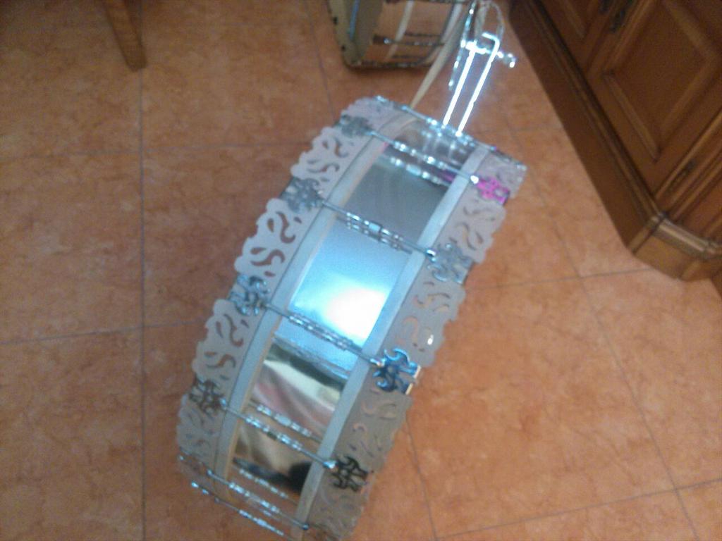 antoniomagras's tweet photo. No hay mejor manera de empezar la semana santa tocandote un tambor en una rifa..la suerte me acompańa jajaja...kmsbd http://t.co/ioOqXycrpR