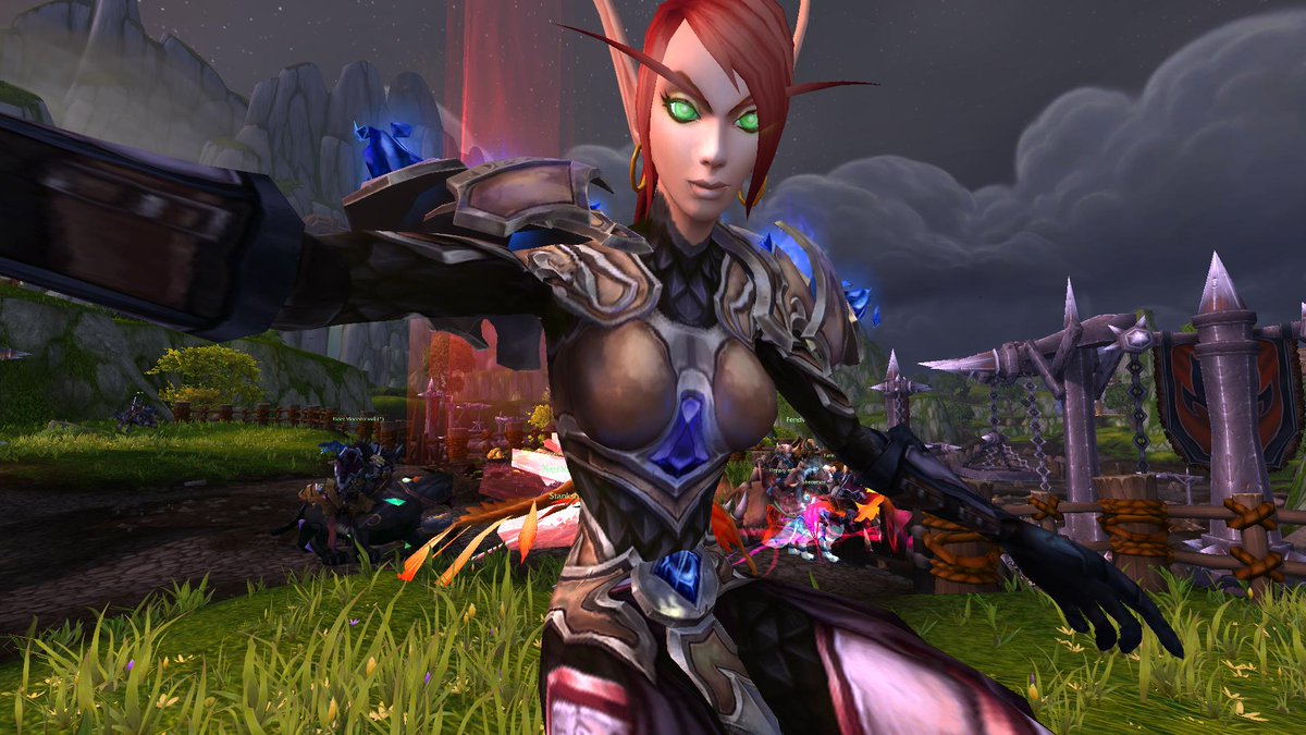 TeraluxHyjal's tweet image. We kicked ass in this game #3cap @cammi316 @cadabis @bloodtaunt #selfie #belfie #twirlie #selfiebuddies #warcraft