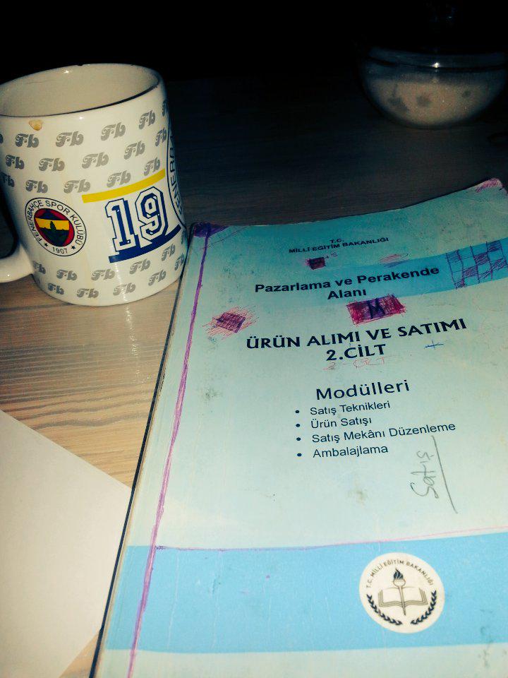 #pazarlamaveperakende #okumak #findiklikahvem #kupam #sinav