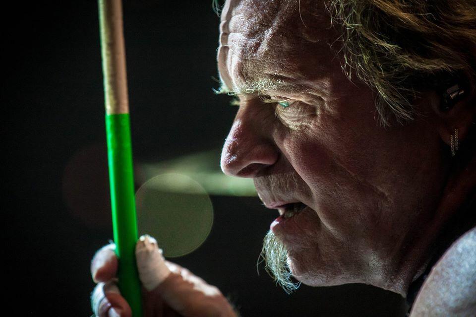 #BlingIsTheNewBlack tweet media