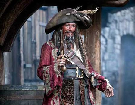 DisneyWLovers's tweet photo. Keith Richards in "Pirates of the Caribbean: On Stranger Tides" @OnlyKRichards http://t.co/swtFV6YbUB