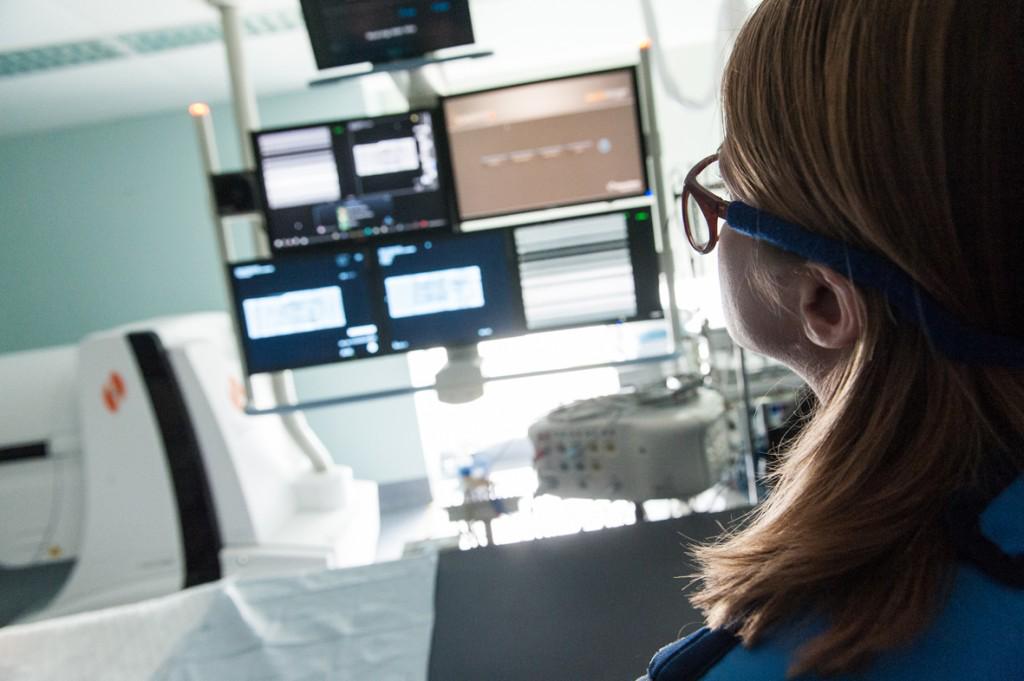 InterventionIQ's tweet photo. "Patient access to safe and minimally invasive treatment options is increasing" #IR http://t.co/VOjX4Z3gRA http://t.co/kQQXJLK758