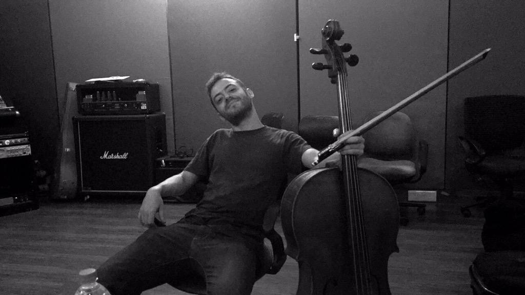 AmaalMallik's tweet photo. Recording with this genius cellist #JakeCharkey for #Khwaishein #CalendarGirls :) http://t.co/3jczsLzHf2