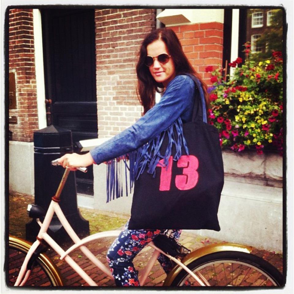 Yeah! M'n lievelingsgetal is 13! Tussen Marly en mij zit namelijk 13 jaar en 13 dagen! #leukefeitjes