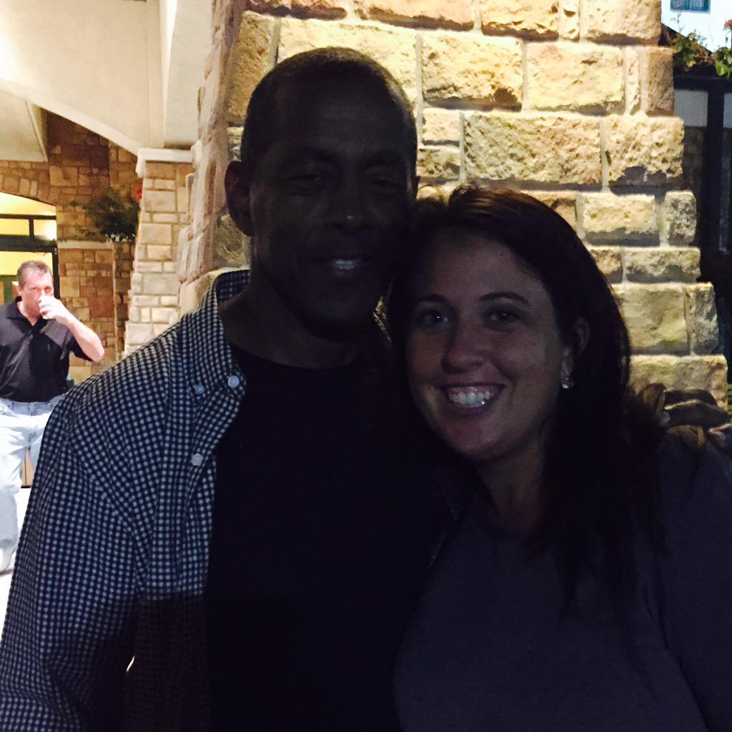 Happy Birthday to one of my favorite Cowboys Tony Dorsett!   