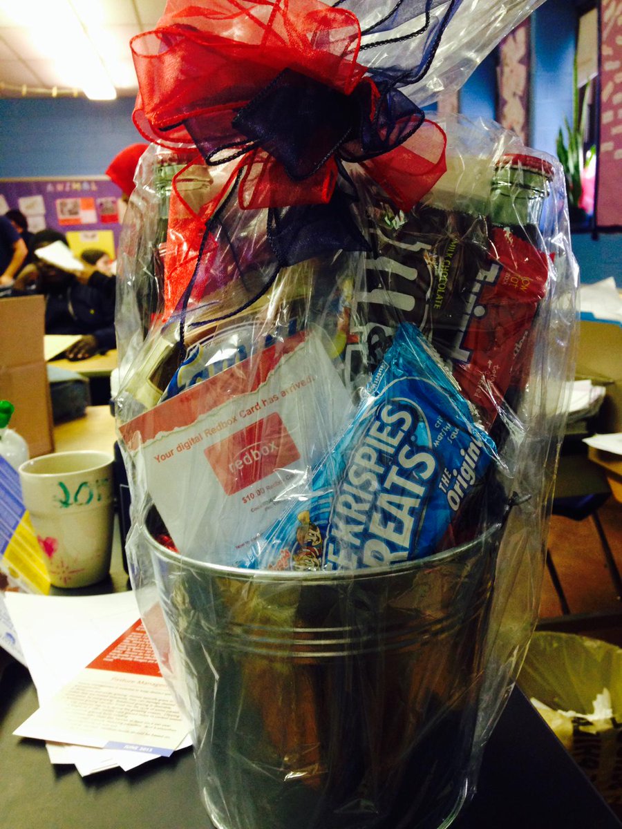 SaulCountryFair's tweet photo. Thanks @cleanaircouncil for your #movienight #donation cant wait to #bid on some popcorn on #May9th http://t.co/9neHAJPq2h