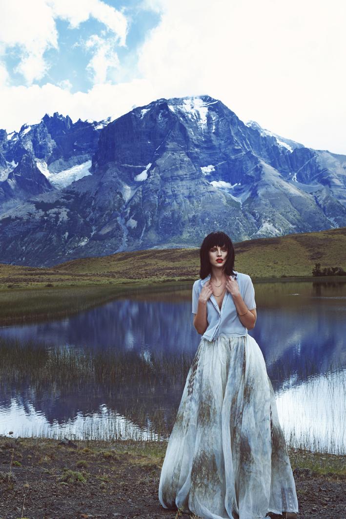 Revista_Ya's tweet photo. Moda noche austral: Faldones en todas sus versiones, chaquetas cortas, brillos y bototos http://t.co/eUrXOAMWXY http://t.co/viWKgMg4yo