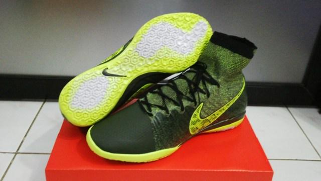 DiiniAnggraaeni's tweet photo. Sepatu Futsal Nike Cr7 Masih Promo>>PIN 550600AE Info lebih Lengkap Buka di sini yah http://t.co/xvYAj5iS2c http://t.co/Y1utCvKLGY