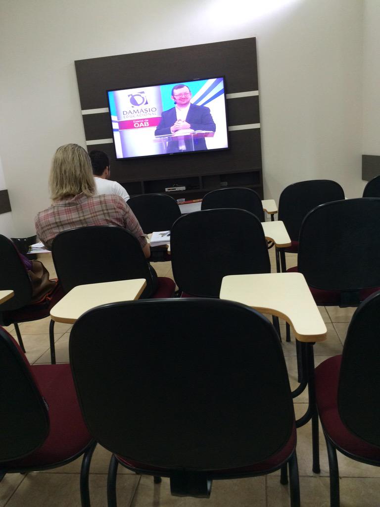 danyneri's tweet photo. Na unidade de Cacoal-RO somos em quatro professor!!! @MarceloMarineli http://t.co/OFlk4cGYpT