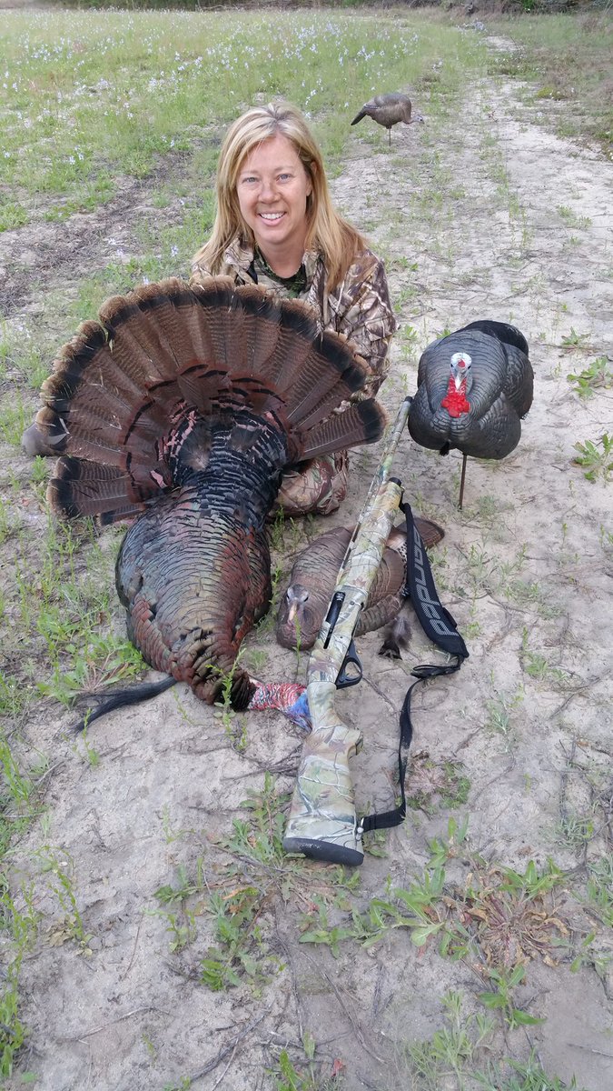 ProisHunting's tweet photo. And the turkey pics just keep a rollin' in! Congrats to Prois staffer, Teri Lancaster! #TurkeySeason #ProisWasThere http://t.co/OhKQkyB9dU
