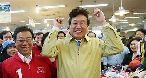 오늘은 성남시 중원구에 위치한 단대전통시장에 왔는데, 요즘은 기술이 발전해서 그런 지 가발이 참 멋집니다.