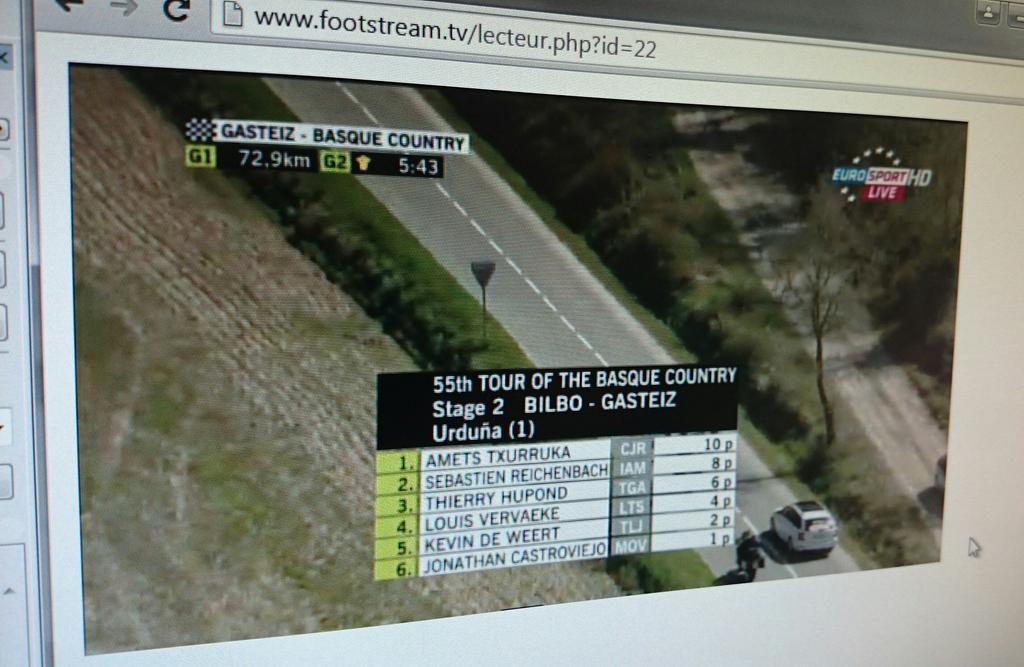 vcemartigny's tweet photo. @reichenbach_seb est actuellement échappé au tour du pays basque et est en train de nous faire rêver! #ComeOnSeb http://t.co/pCBEirMEdm