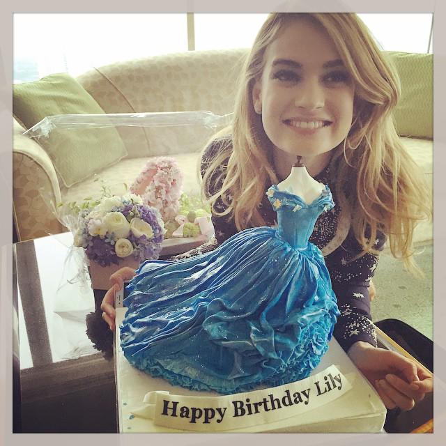 THIS IS SO CUTE HAPPY BDAY LILY JAMES 