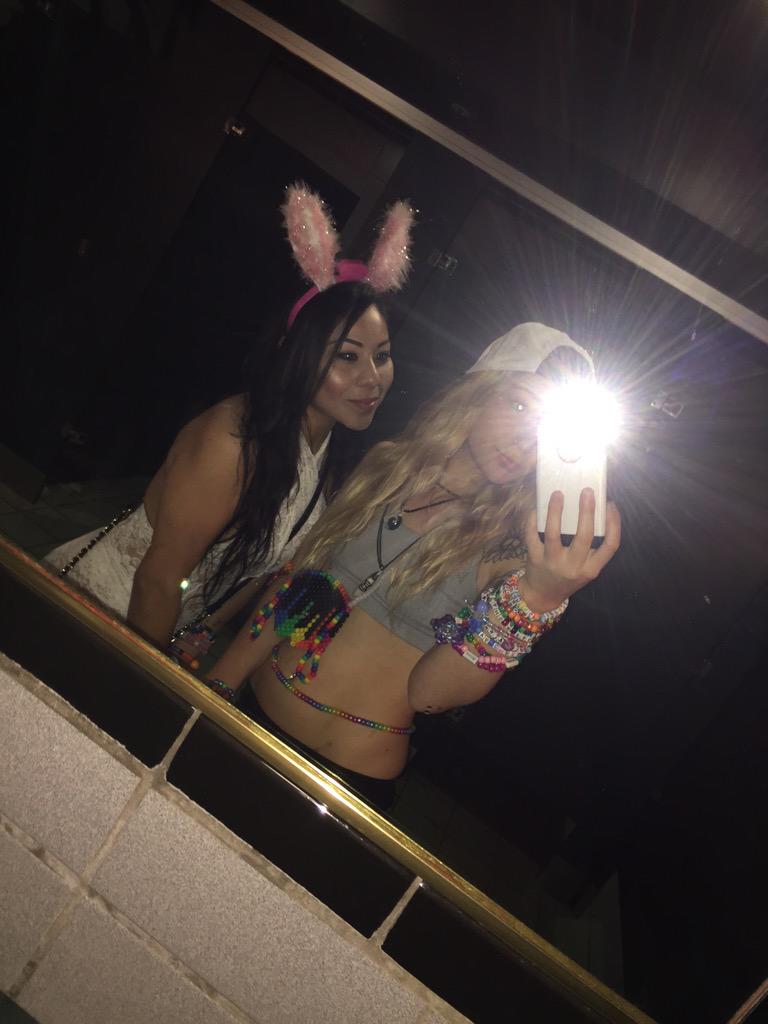 FlyAssKaela's tweet photo. How did you celebrate Easter? 🐰❤️ #sunsetarcade http://t.co/52phXvNf5V