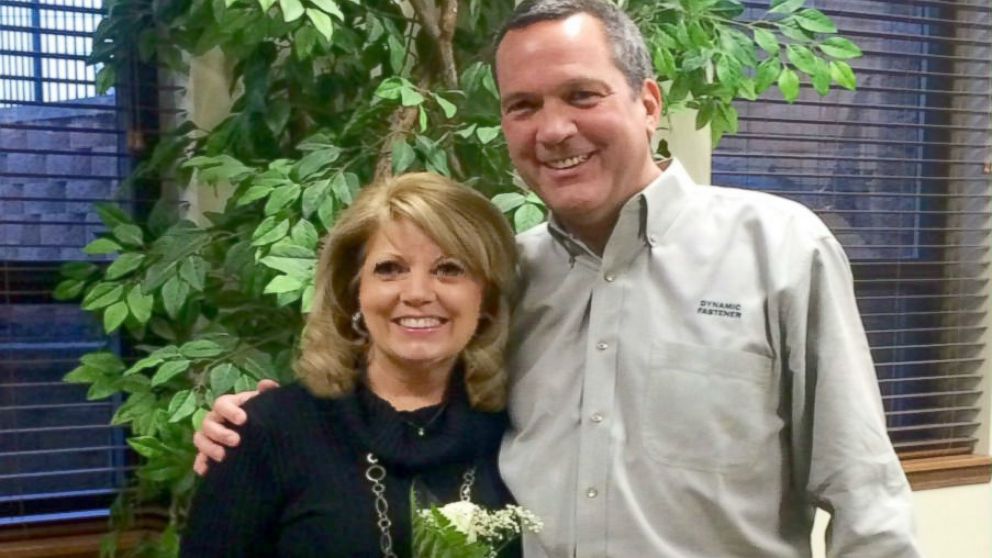 juvingeorge's tweet image. "@ABC: 37 years after graduation, man sends his former teacher $10,000 "thank you" check: abcn.ws/1IFSSNC http://t.co/uNXpwCSmyV"