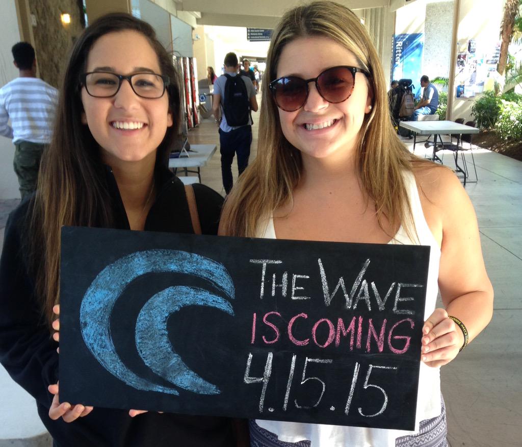 marisa_papa's tweet photo. #OneWaveFAU http://t.co/VXw2OvTego