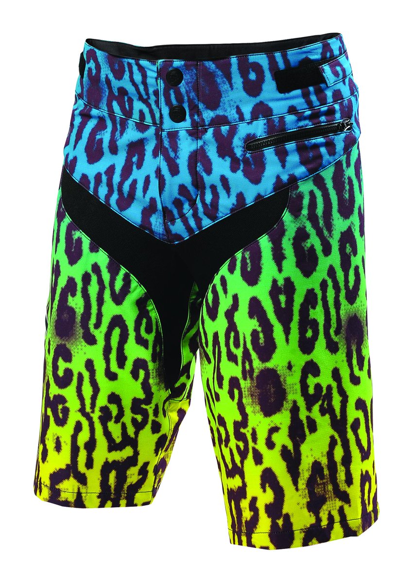 Ladies! What do you think about @TroyLeeDesigns 2015 women's Skyline shorts?We think they really stand out! #tldwomen