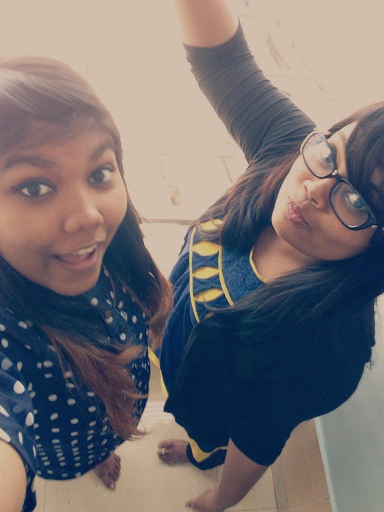 ChoTahsin's tweet photo. Cause we both are crazy.. Ps. I love my sister.. 😁 http://t.co/KQvek6uQMb