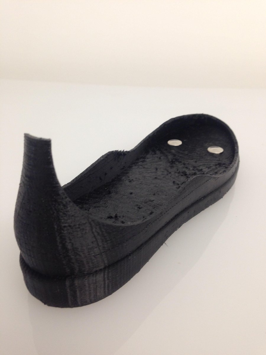 3Form3DPrinting's tweet photo. @iNNiut @Lewihe @recreus3D pictures say a 1000 words... prototypes bring those words to life! #3dprototyping #3formuk http://t.co/UXpfysUrhN