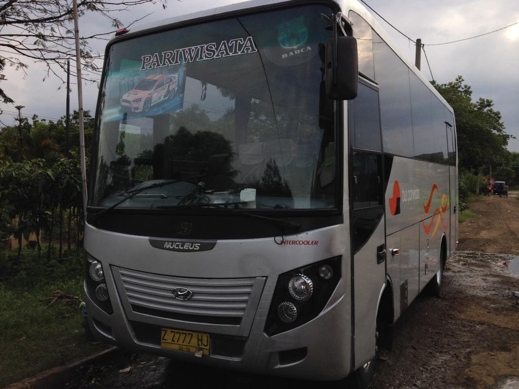 Diorder yukss ... Nyewain Bis Pariwisata dan rental mobil call me 081323323883 pin 268bfdbc