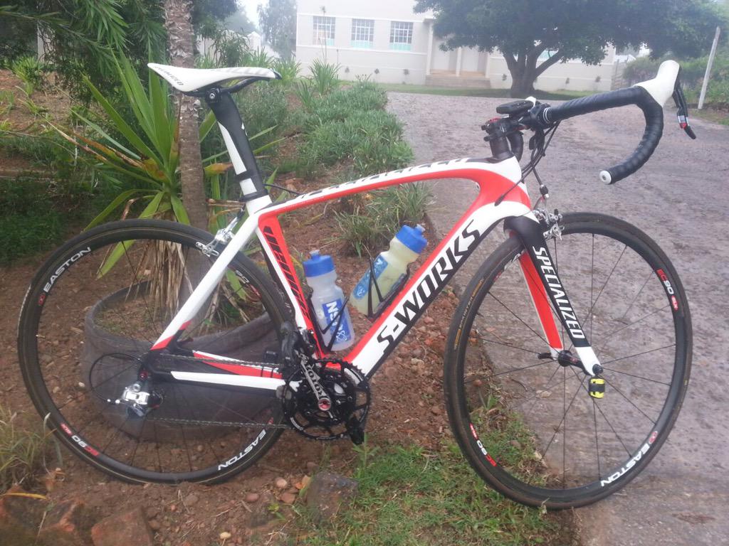 GREYLINGNG's tweet photo. Be on  rhe look out for these 2 bikes, they have been stolen this morning http://t.co/pjJ0WhvtBC