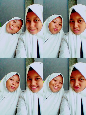 At home=-P <a href="/ayu_diah73/">Ayu</a>