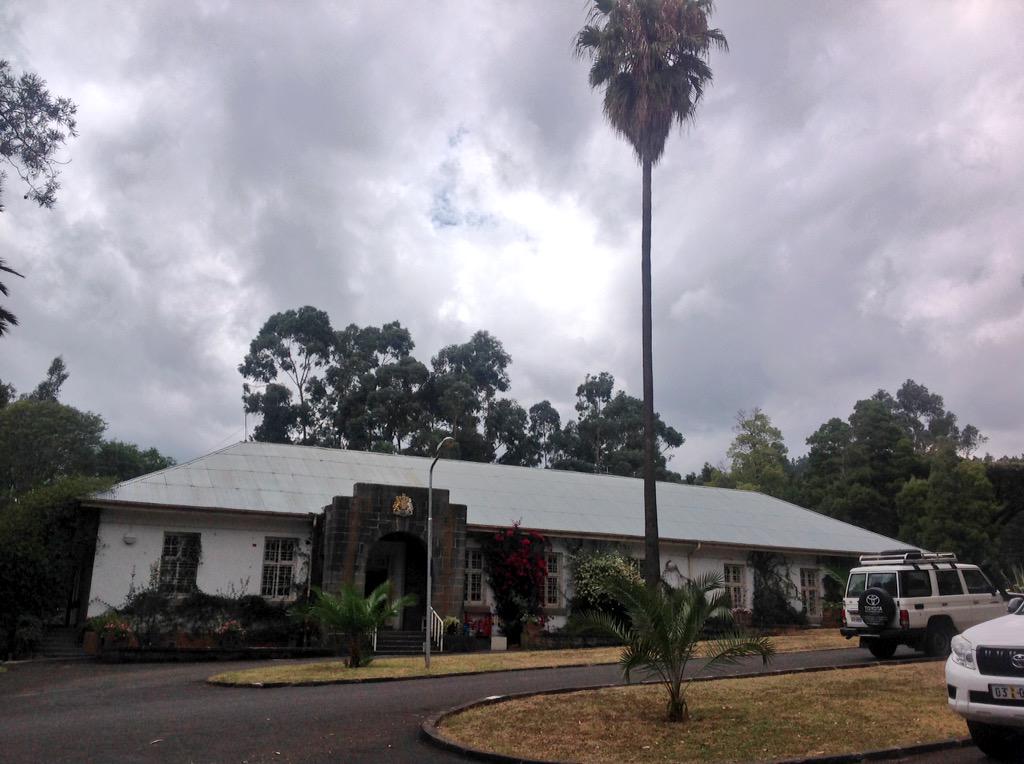 GregDoreyIT's tweet photo. 50 years on, #BritishEmbassyAddis Chancery building in 1965 and now. @UKinEthiopia http://t.co/KFlyBqfbD2