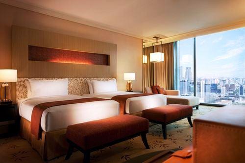 Hoteloogle tweet picture