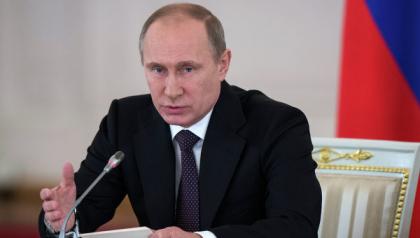 IonaV7Ir's tweet photo. Президент России Владимир Путин проведет во вторник оперативное совещание с постоянными членам http://t.co/Uwu5QziOoP http://t.co/LZw8JmmdlR