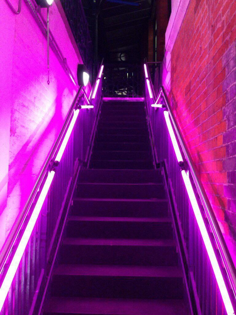 shoklondon's tweet photo. Oh what an entrance !
#Lighting #Hire #EventProfs #Encapsulites http://t.co/wmPrEyu0mq