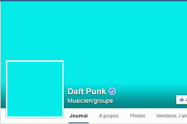 lesinrocks's tweet photo. Daft Punk, Kanye, Rihanna: pourquoi ont-ils remplacé leurs photos de profil par un fond bleu ? http://t.co/c7dl01iMU7 http://t.co/LTDPsmbcX0