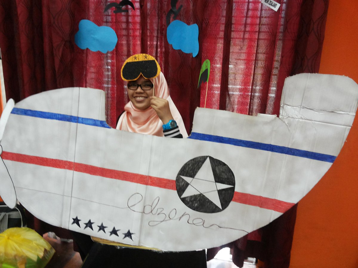 intecatusa's tweet photo. I present to you the first ever female aviator! Come visit team Edezona and grab a chance to ride a plane!! http://t.co/DdaIcBLW3N