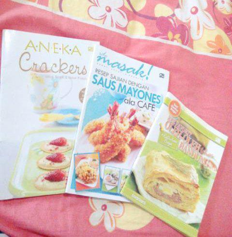 mele_belle's tweet photo. Nyari2 kreasi menu baru... :) http://t.co/evBeldwwNg