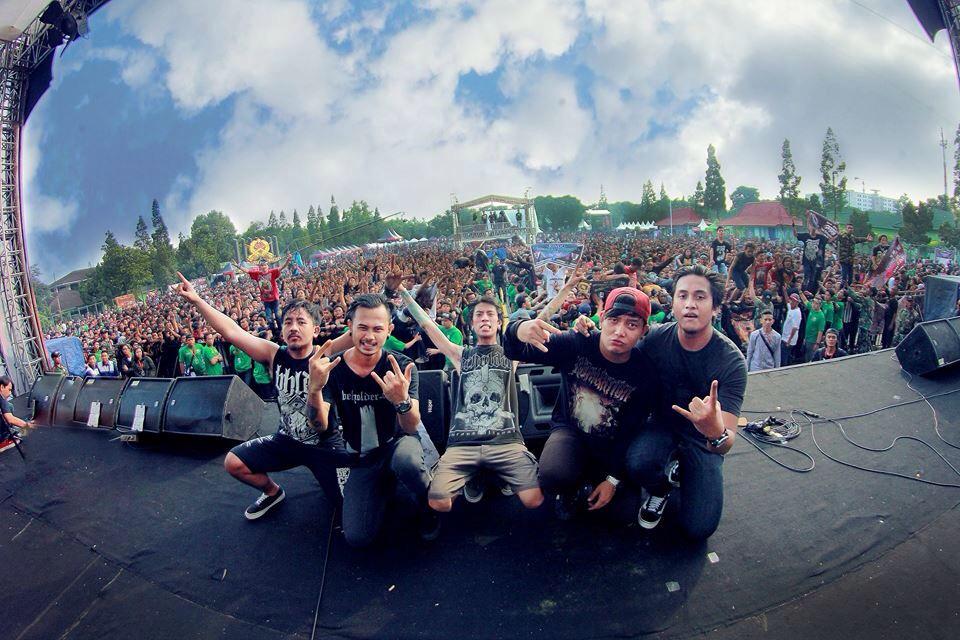 Axel EL Ibra tweet media