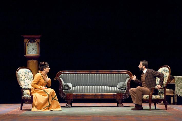 fattiditeatro's tweet photo. La cantatrice calva di Ionesco da stasera @TeatroVascello a 5 euro con fattiditeatro http://t.co/aYM2jf8Arm #METaRoma http://t.co/JR9jActZJB