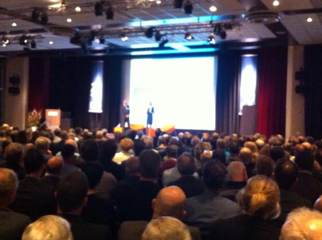 #nvvk2015 @veilgheid zoek t ff zelf uit . kans voor professionals?