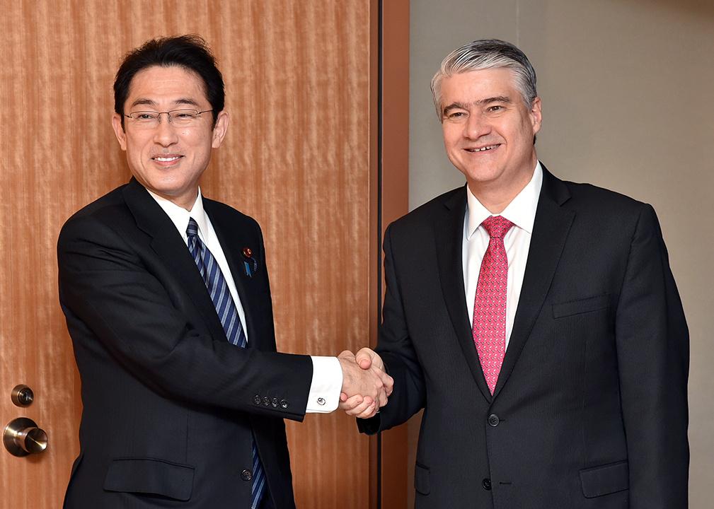 Foreign Minister Kishida Meets with the Economy and Finance Minister of Panama mofa.go.jp/press/release/…
