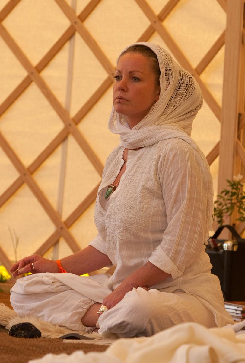 Taran Cameron is a beautiful teacher of Kundalini &amp; Aquarian yoga and will be offering healing gong baths. #YogaVibe.