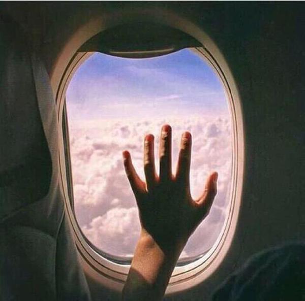 OTROGUAPOSUELTO's tweet photo. Qué ganas de viajar y ver mundo. ✈🗻🌃🌅 http://t.co/xlJDFAuZ7J
