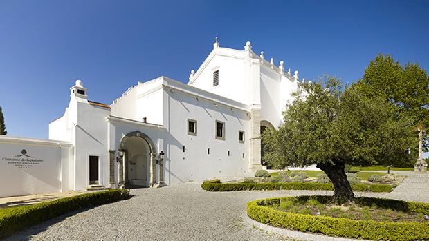 high50_US's tweet photo. Want to vacation in Europe? Alentejo, #Portugal has beaches, countryside and to-die-for-food http://t.co/K5iP291YzQ http://t.co/21eensc13T