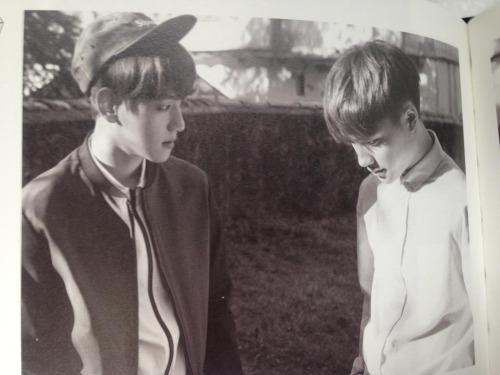 EXO_Circle's tweet photo. D.O, #BAEKHYUN - 150331 The 2nd Album 'EXODUS' contents photo | Cr: 김톡톡. 
#LuckyToHaveEXO http://t.co/uYpaIxCooK