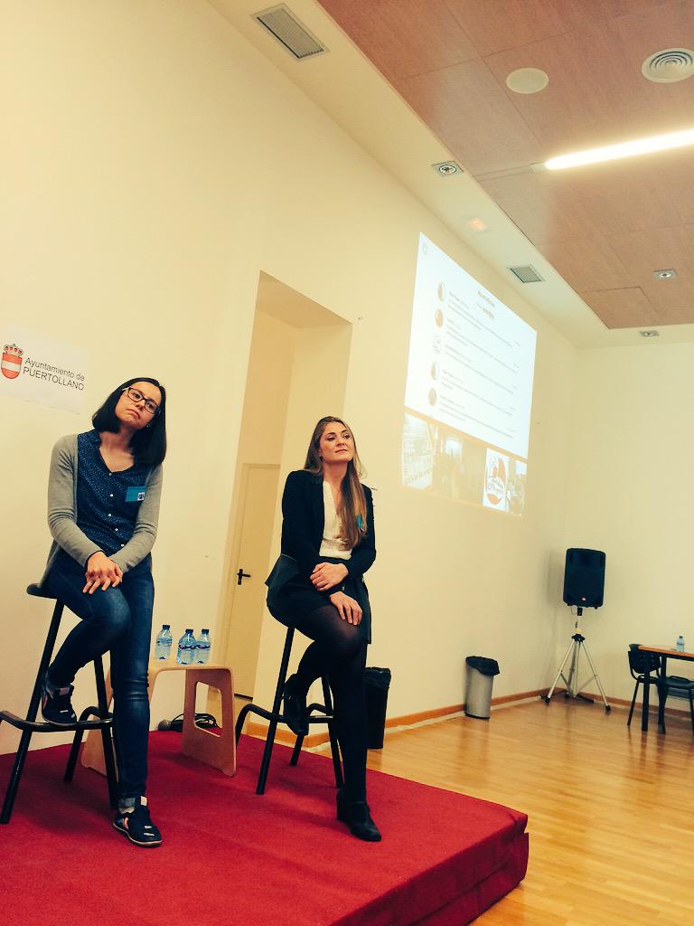 PepeVigara's tweet photo. #PuertoFuturo retransmitiéndose en #hangout y #eventjoy #socialmedia aplicada a los eventos @lanzaderapllano yeah! http://t.co/xXvzVieJ5p