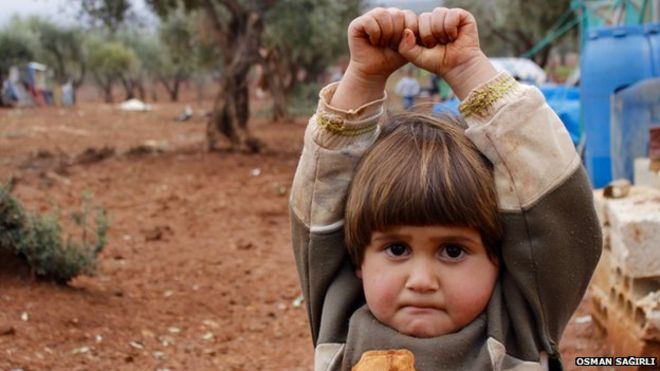 BBCOS's tweet photo. After 1030gmt we'll discuss the impact of this #Syria picture by #Gaza journo @NadiaAbuShaban http://t.co/uYpHn2t07u http://t.co/0qJTdwHD1A